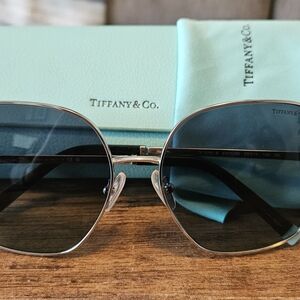 Tiffany & Co. Eyewear with Aqua Case